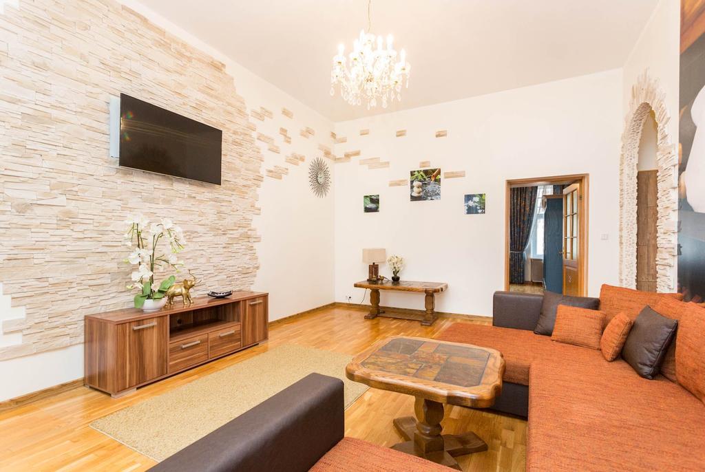 Orchid Apartment Old Town Talin Exterior foto